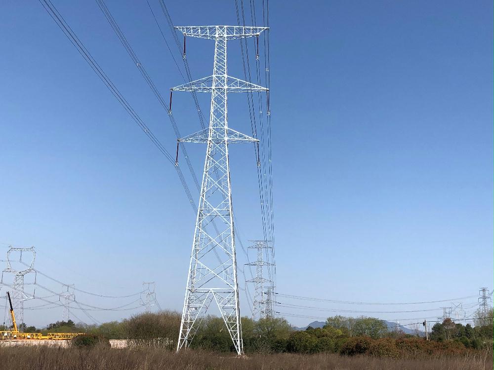 位于金华市婺城区,是浙江省重点建设项目,新建500千伏双回路直线塔